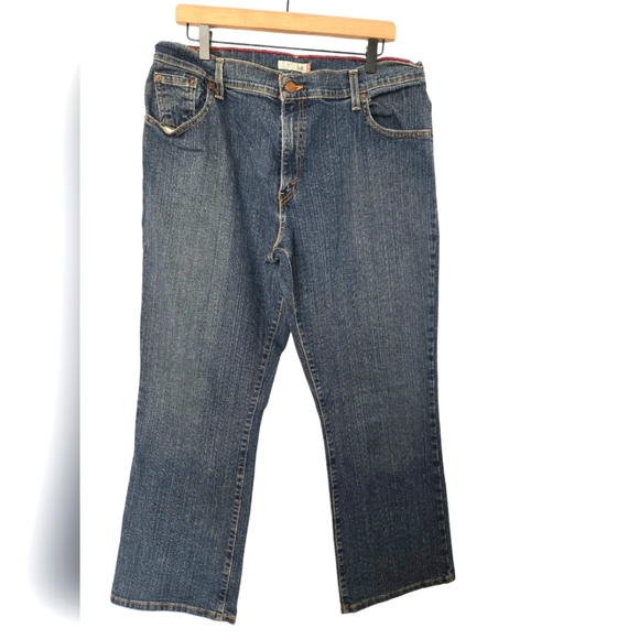 Levi's Denim - Levi Strauss Relaxed Bootcut 550 Classic Blue Denim Jeans 16S